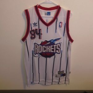 Vintage Hakeem Olajuwon rockets jersey
